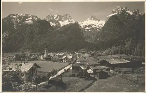 Lofer Teilansicht Lofer Saalachtal Steinberge Vorderhorn Ochsenhoerner Reifhorn Breithorn Kat. Lofer