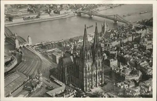 Koeln Fliegeraufnahme Dom Bruecke Rhein Kat. Koeln