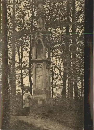 Nossen Kloster Altzella Betsaeule aus dem 13. Jahrhundert Klosterpark