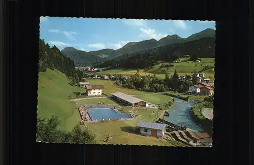 Fieberbrunn Tirol Panorama Schwimmbad Pillerseetal Kitzbuehler Alpen Kat. Fieberbrunn