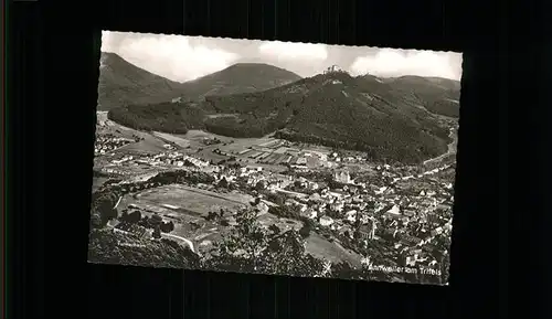 Annweiler Trifels Gesamtansicht Kat. Annweiler am Trifels