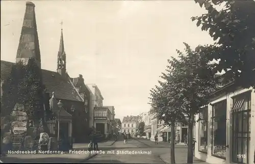 Norderney Nordseebad Friedrichstrasse mit Staedtedenkmal