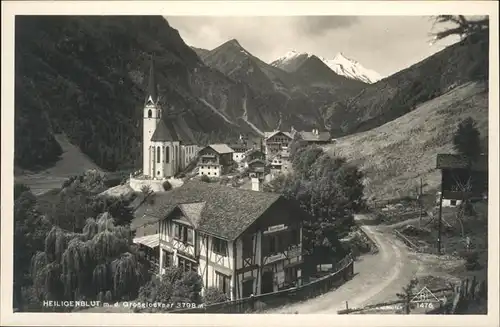 Heiligenblut Kaernten Teilansicht Grossglockner Hohe Tauern Kat. Heiligenblut