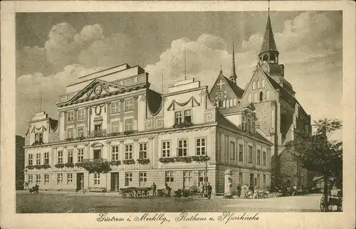 Guestrow Mecklenburg Vorpommern Rathaus und Pfarrkirche