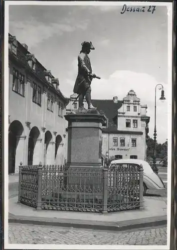 Dessau-Rosslau Fuerst Leopold Denkmal / Dessau-Rosslau /Anhalt-Bitterfeld LKR