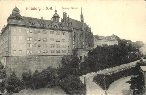 Altenburg Thueringen Auffahrt zum Schloss Kat. Altenburg