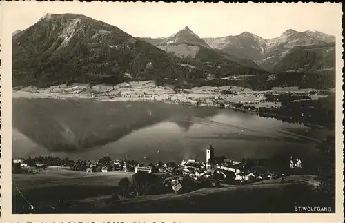 St Wolfgang Salzkammergut Panorama Blick ueber den See Kat. St. Wolfgang im Salzkammergut