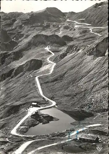 Heiligenblut Kaernten Grossglockner Hochalpenstrasse Fuscherlacke mit Mittertoerl und Hochtor Hohe Tauern Kat. Heiligenblut