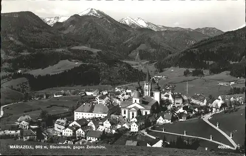 Mariazell Steiermark Blick ueber das Dorf gegen Zellerhuete Ybbstaler Alpen Kat. Mariazell