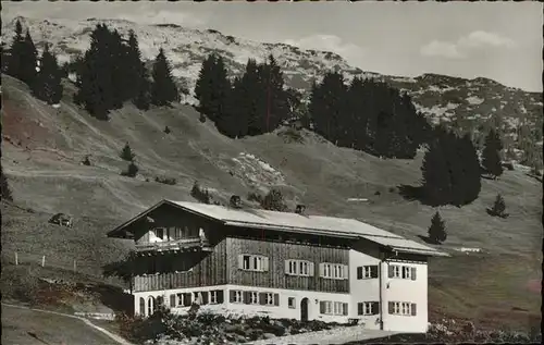 Hirschegg Kleinwalsertal Vorarlberg Erholungsheim Berghalde Kat. Mittelberg