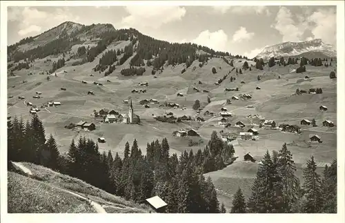 Hirschegg Kleinwalsertal Vorarlberg Ortsansicht mit Heuberg Soeller und Hoch Ifen Kat. Mittelberg