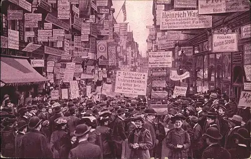 Leipzig Petersstrasse zur Messe Trubel Ausstellugen Strassendemo Kat. Leipzig