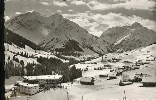 Hirschegg Kleinwalsertal Vorarlberg Widderstein Baerenkopf Kat. Mittelberg