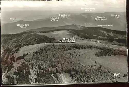 Waldkirch Breisgau Blick ueber Kandel und Simonswaeldertal mit seinen Bergen Kat. Waldkirch