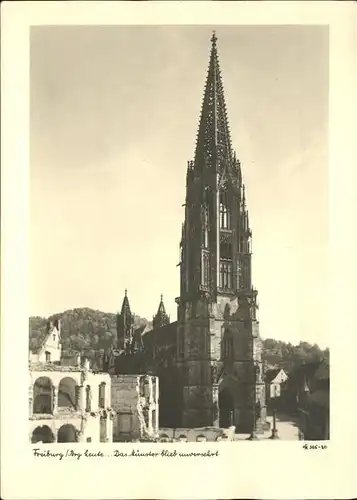 Freiburg Breisgau Muenster nach Fliegerangriff 1944 Kat. Freiburg im Breisgau