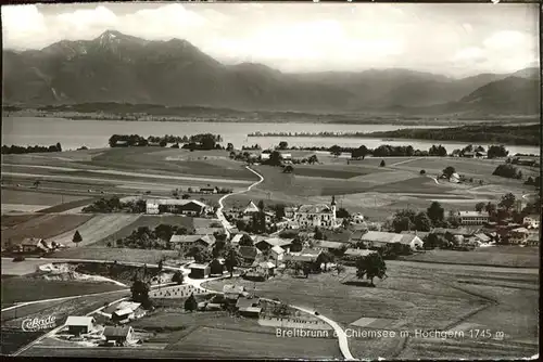 Breitbrunn Chiemsee Panorama mit Hochgern Chiemgauer Alpen Fliegeraufnahme Kat. Breitbrunn a.Chiemsee