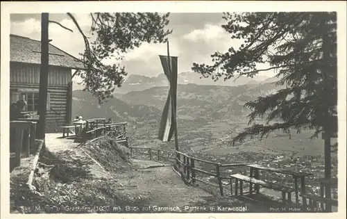 St Martin Grasberg Blick auf Garmisch und Karwendel Kat. Garmisch Partenkirchen