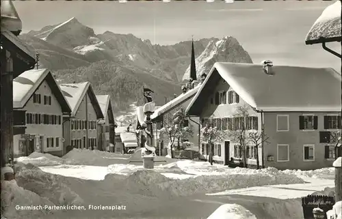 Garmisch Partenkirchen Floriansplatz Kat. Garmisch Partenkirchen