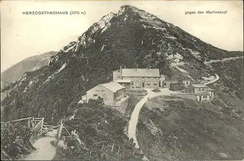 Herzogstandhaus gegen Martinskopf Kat. Kochel a.See