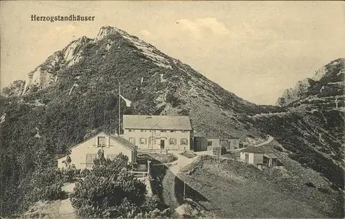 Herzogstandhaus mit Martinskopf Kat. Kochel a.See