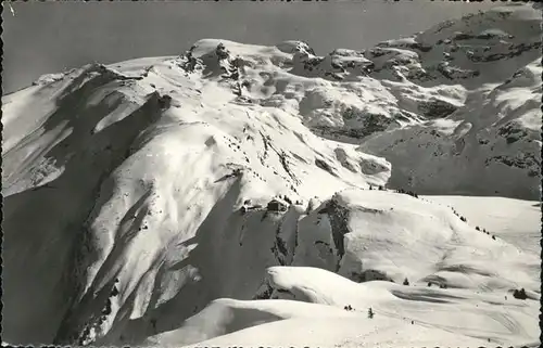 Truebsee OW Skigebiet mit Titlis Urner Alpen Kat. Engelberg