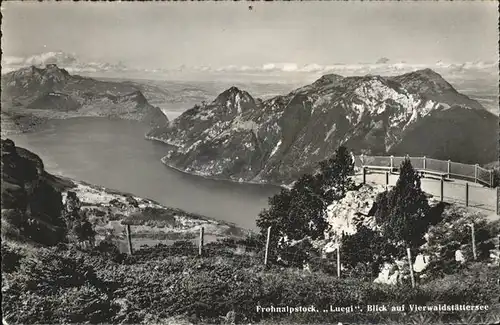 Fronalpstock Muotatal Aussichtsplattform Blick auf Vierwaldstaettersee Kat. Fronalpstock