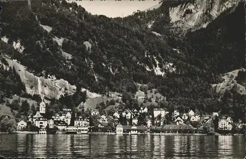 Vitznau Blick vom Vierwaldstaettersee Kat. Vitznau