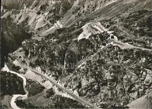 Goeschenen Sustenstrasse Himmelrank und Hoehle Kat. Goeschenen