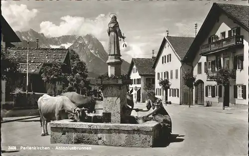 Partenkirchen Antoniusbrunnen Kuehe Kat. Garmisch Partenkirchen