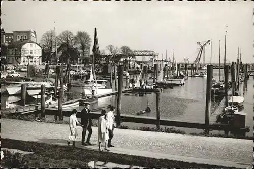 Wedel Pinneberg Schulhaus Hafen Segelboote Kat. Wedel