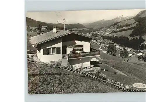 Hirschegg Kleinwalsertal Vorarlberg Gaestehaus Schuster Kat. Mittelberg