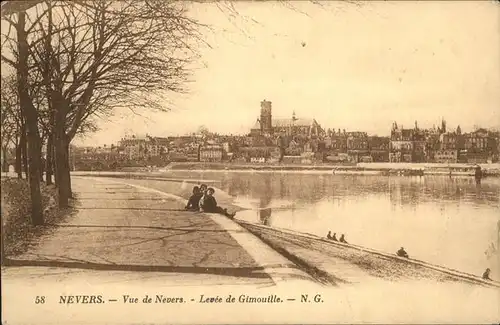 Nevers Nievre Vue generale eglise Levee de Gimouille Kat. Nevers