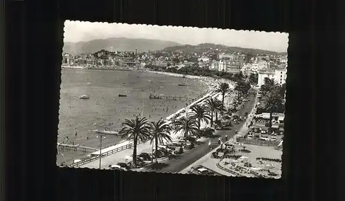 Cannes Alpes Maritimes Le Suquet vu de la Croisette plage promenade Kat. Cannes