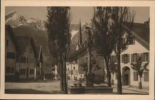 Garmisch-Partenkirchen Florianplatz Brunnen