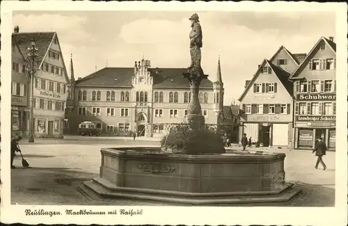 Reutlingen Marktbrunnen Rathaus 