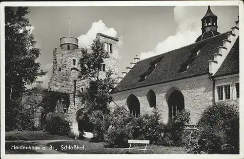 Heidenheim Brenz Schloss Hellenstein Schlosshof / Heidenheim an der Brenz /Heidenheim LKR