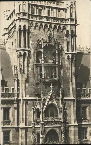 Muenchen Rathaus 
Glockenspiel Kat. Muenchen