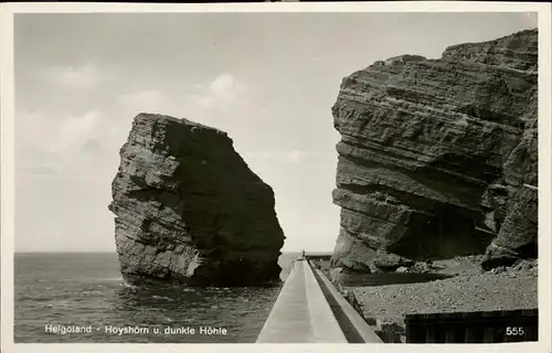 Helgoland Hoyshoern dunkle Hoehle / Helgoland /Pinneberg LKR