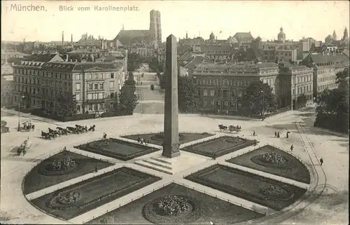 Muenchen Karolinenplatz Obelisk Pferdekutschen Kat. Muenchen