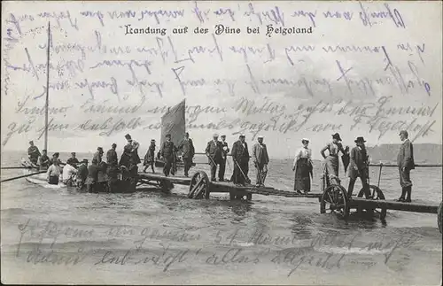 Helgoland Landung auf Duene Menschen Steg / Helgoland /Pinneberg LKR