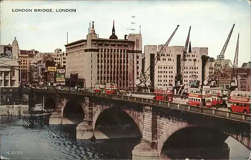 London London Bridge Busse Kraene  Kat. City of London