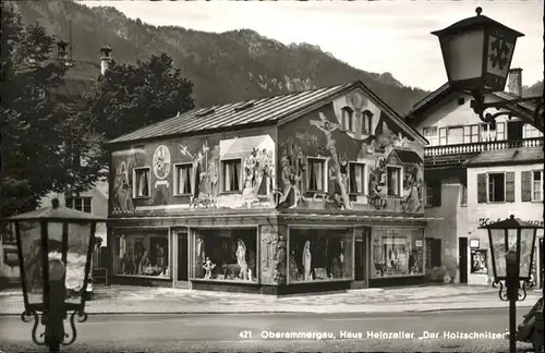Oberammergau Oberammergau Haus Heinzeller Holzschnitzer * / Oberammergau /Garmisch-Partenkirchen LKR