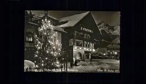 Garmisch-Partenkirchen Garmisch-Partenkirchen Weihnachtsbaum Marktplatz  x / Garmisch-Partenkirchen /Garmisch-Partenkirchen LKR