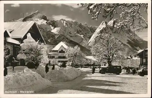 Garmisch-Partenkirchen Garmisch-Partenkirchen Marktplatz Winter x / Garmisch-Partenkirchen /Garmisch-Partenkirchen LKR