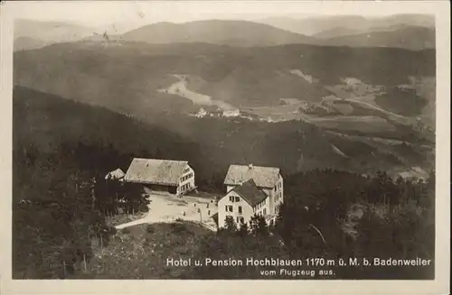 Badenweiler Hotel Pension Hochblauen Fliegeraufnahme  / Badenweiler /Breisgau-Hochschwarzwald LKR