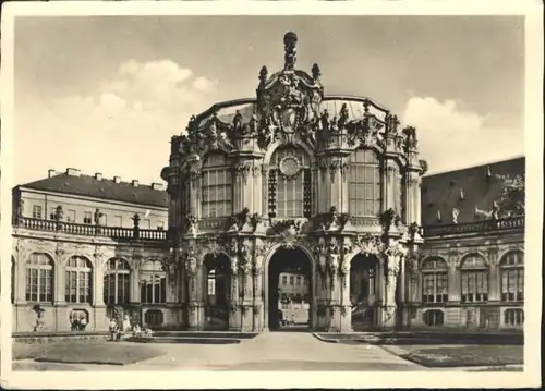 Dresden Dresden Zwinger Pavillon Glockenspiel x / Dresden Elbe /Dresden Stadtkreis