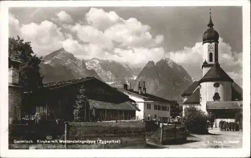Garmisch-Partenkirchen Garmisch-Partenkirchen Kirche Wettersteingruppe  x / Garmisch-Partenkirchen /Garmisch-Partenkirchen LKR