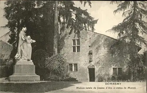 Domremy la Pucelle Vosges Maison natale de Jeanne d Arc et statue de Mercie Kat. Domremy la Pucelle