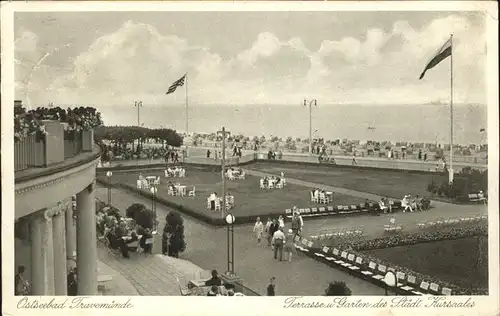 Travemuende Ostseebad Terrasse und Garten des Staedt Kursaales / Luebeck /Luebeck Stadtkreis