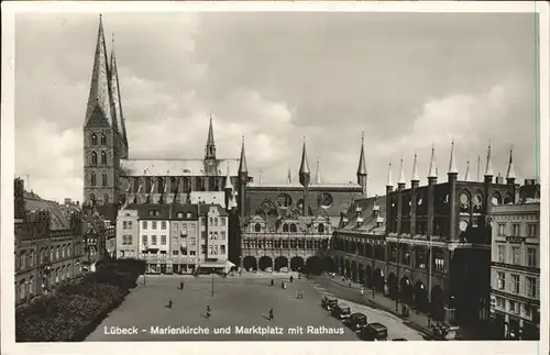 Luebeck Marienkirche und Marktplatz mit Rathaus Kat. Luebeck